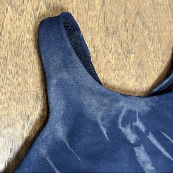 Lululemon Navy Tie-dye Wunder Train LL Sports Bra - Picture 3 of 12